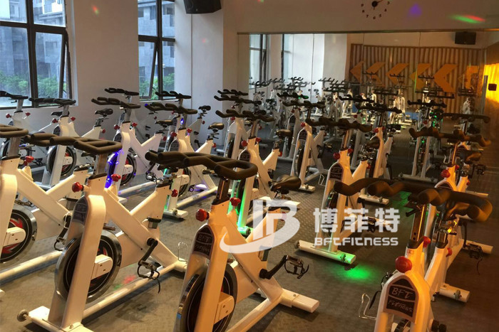 粉色视频APP高清免费下载大全健身器材