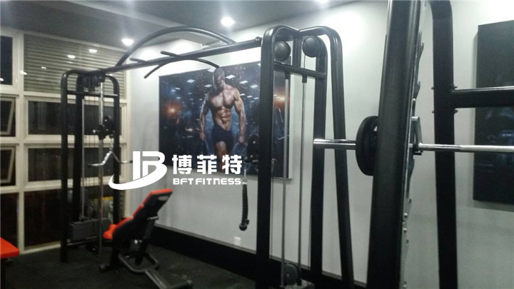 粉色视频APP高清免费下载大全健身器材
